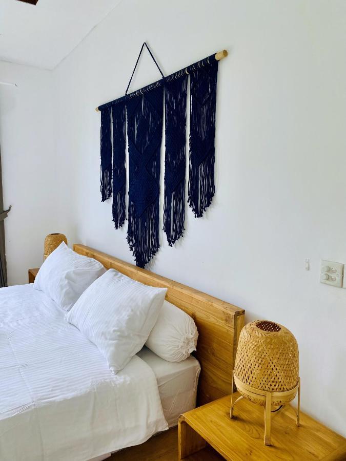 Villa Biru - 500M Batubelig Beach チャングー エクステリア 写真